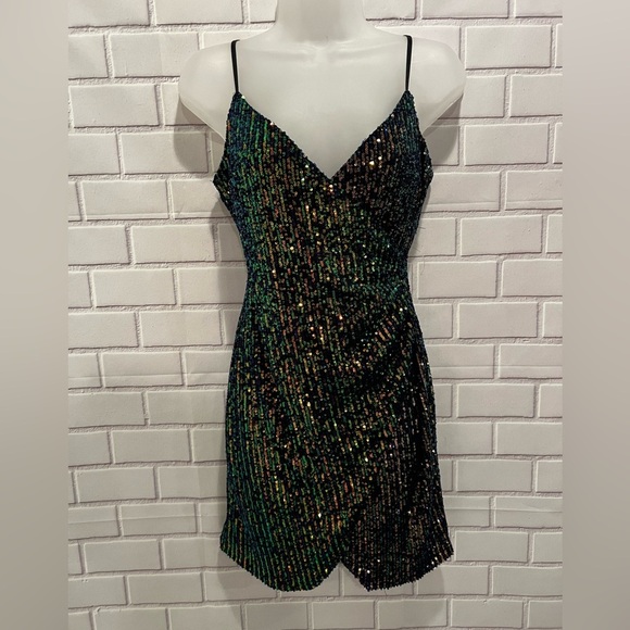 CITY TRIANGLES juniors black-iridescent sequin dress/size 5 - Picture 1 of 12